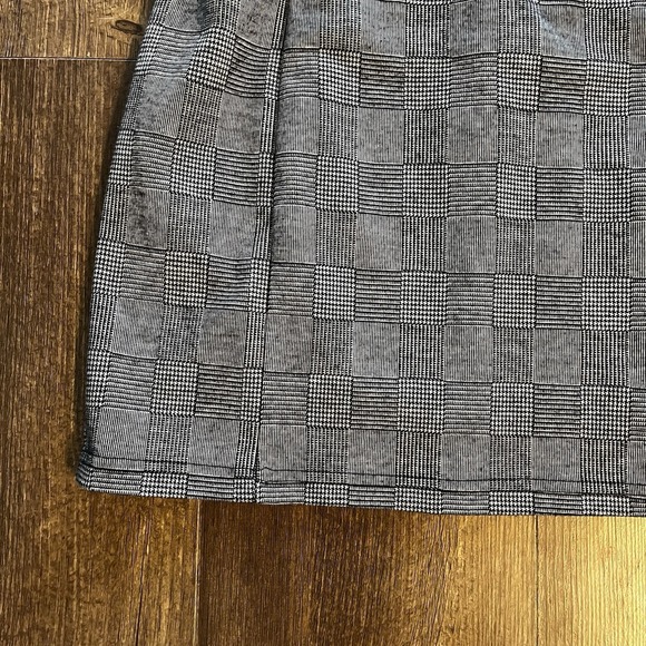 Forever 21 Black Gray Plaid Mini Dress Women's Large‎ Sleeveless Checkered Lined - Picture 2 of 14